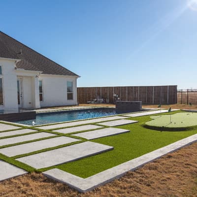 Custom spa and pool design