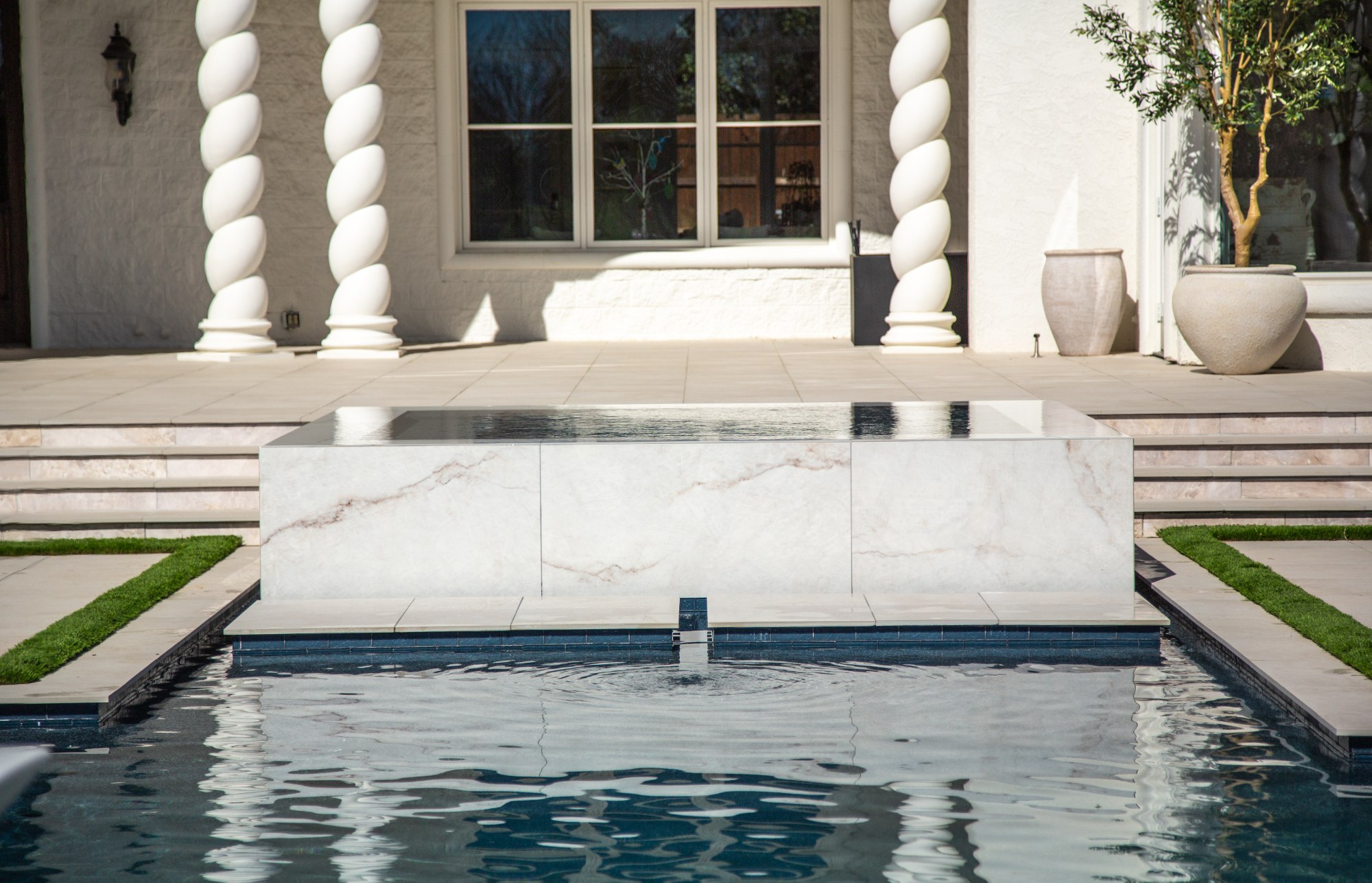 Modern White Marble & Fire — Plano, TX — photo 10
