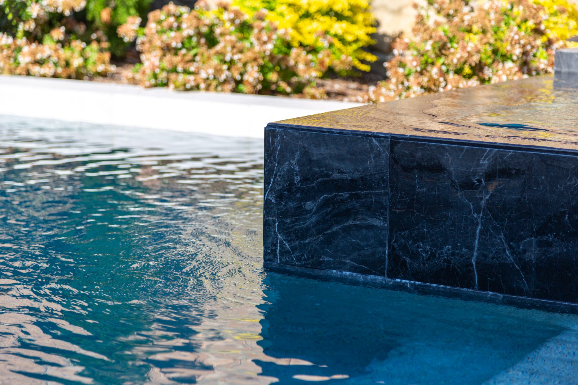 Modern Dark Marble Pool with Spa, Pergola & Outdoor Kitchen — Prosper, TX — photo 20