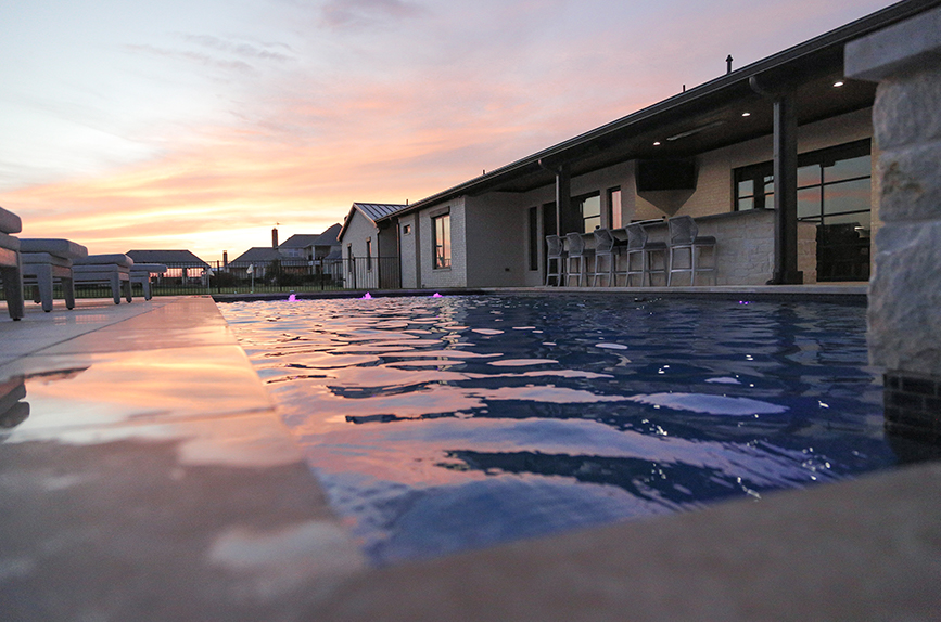 Geometric Pool with Spa & Putting Green — Gunter, TX — photo 7