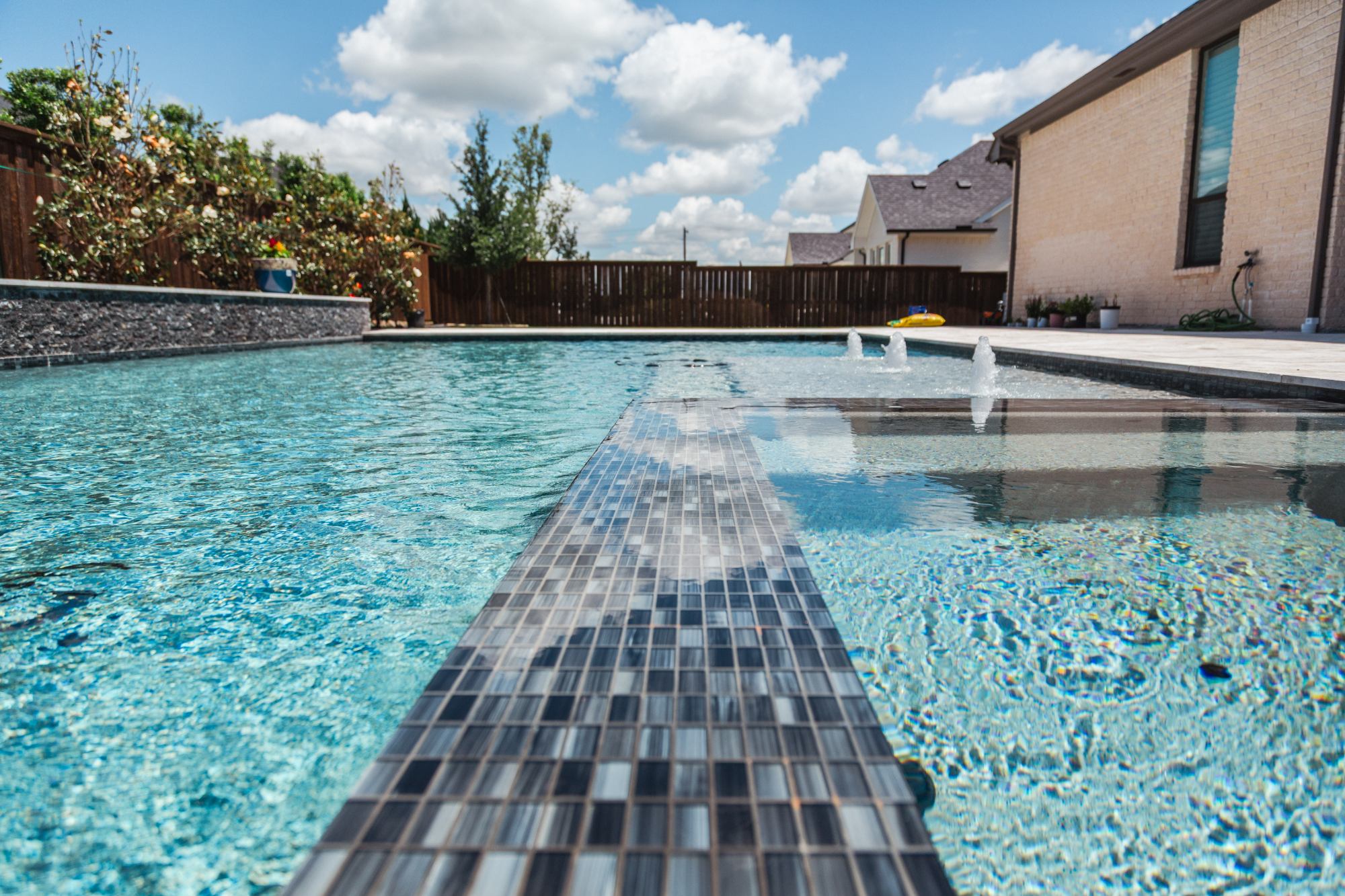 Geometric Pool with Pergola, Putting Green & Outdoor Kitchen — Frisco, TX — photo 4
